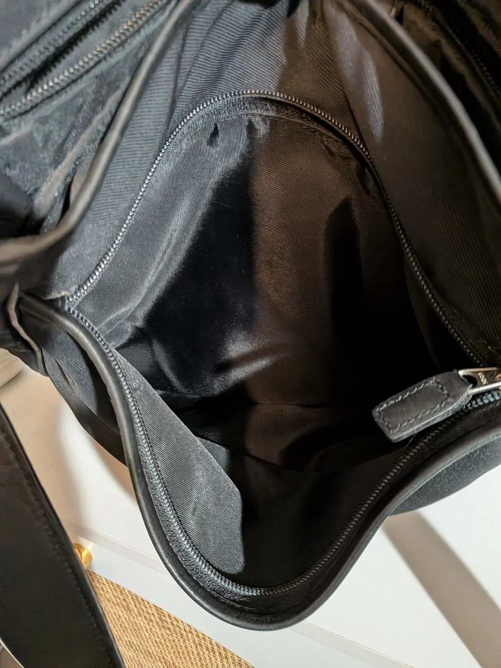 Coach Black Canvas with Leather Trim Laptop Portagolio Satchel Adjustable Stra